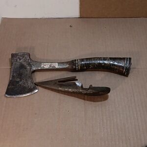 Vintage ESTWING Axe/Hatchet With Leather Handle And Wood Wedge USA